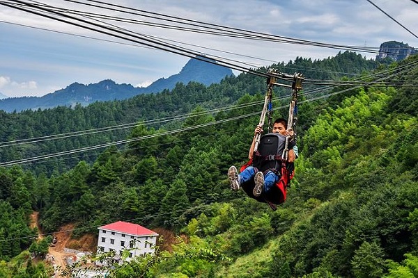 高空滑道.jpg